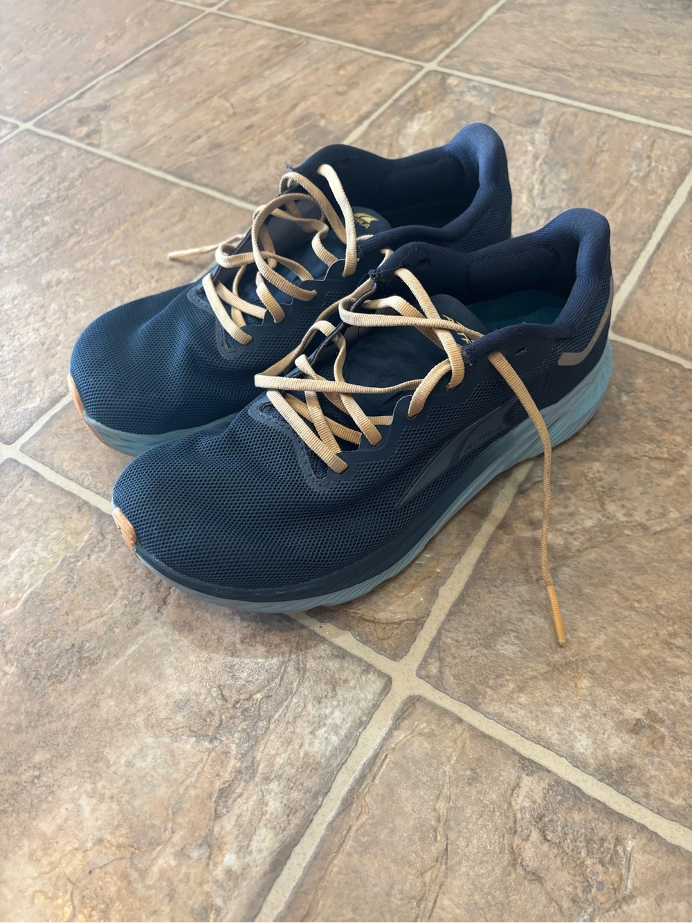 Altra Rivera 3 Womens 6 Navy Blue Running Walking Road Sneaker AL0A7R7N445